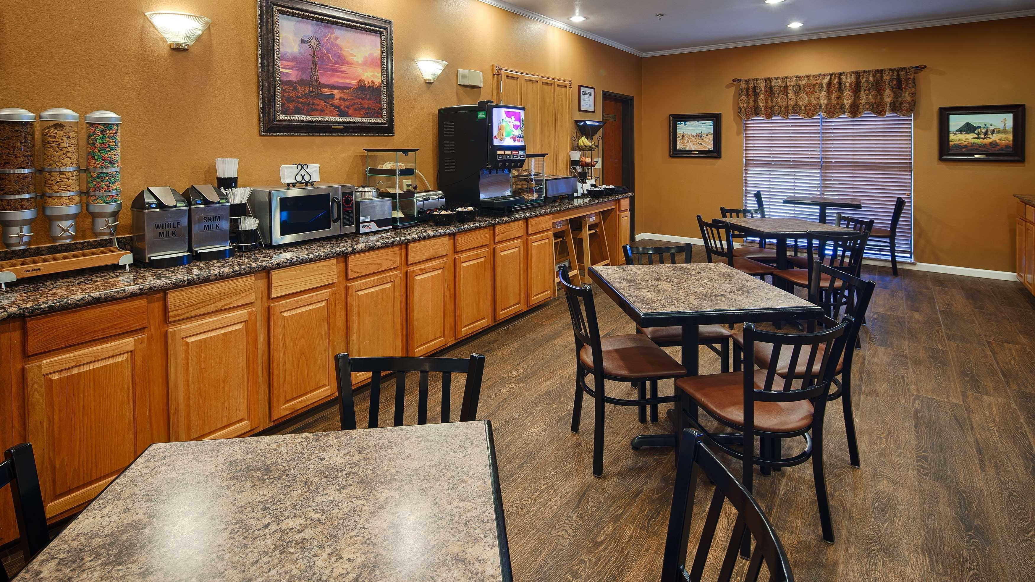 贝斯特韦斯特红河酒店 Clarendon 外观 照片